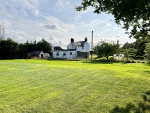 Photo 21- click for photo gallery